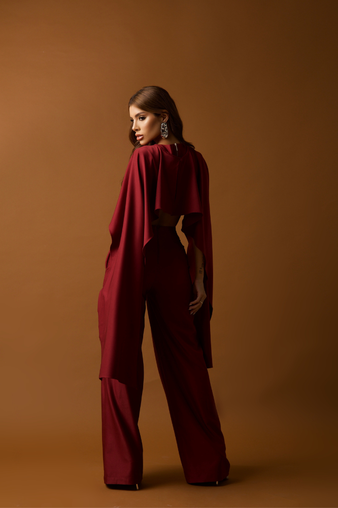 Conjunto Macacão Pantalona e Colete Removível Sense Cereja