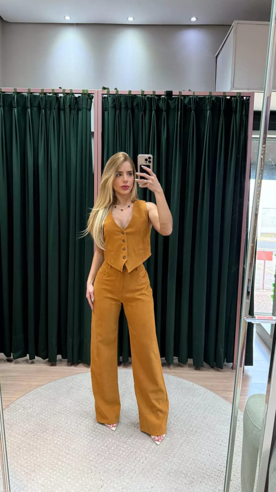 Conjunto Mostarda Naomi