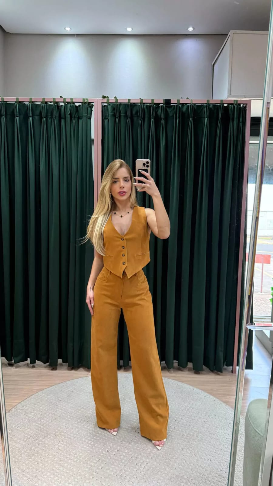 Conjunto Mostarda Naomi