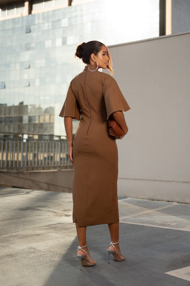 Vestido Longuete Manga Evasê Giulia Chocolatte